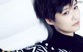 李宇春娱乐圈好人缘,李宇春在娱乐圈的亲和力传奇