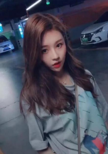 抖音网红婉,短视频时代的璀璨新星