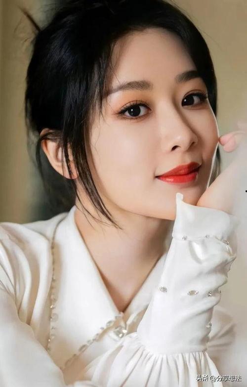 明星杨紫,从童星到实力派，演艺之路的璀璨星光