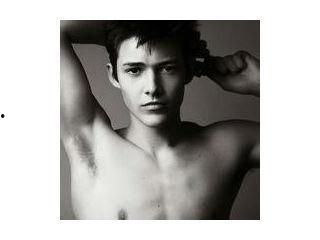 半支烟伤感图片