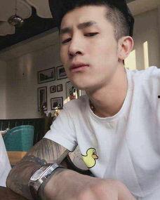 快手仙洋图片,魅力四溢的直播界明星